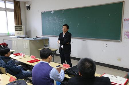 副院长、班导师陆彦明发表讲话_副本.jpg